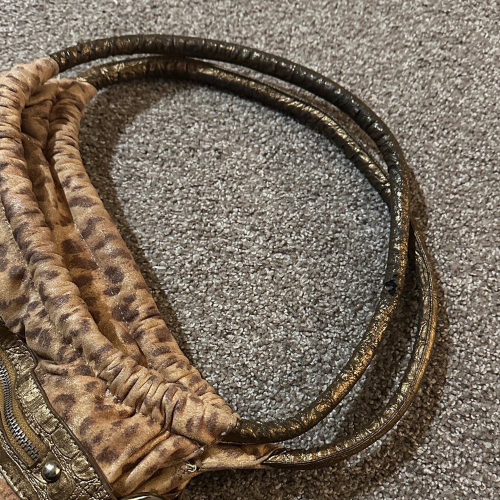 Unique Y2K Leopard Print Handbag - Picture 6 of 16
